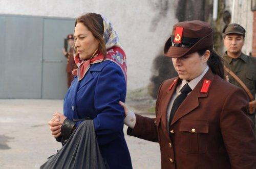 72. Koğuş filminde Hülya Avşar'a işkence - Resim 17