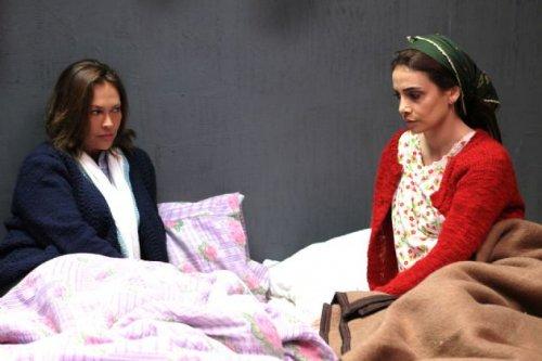 72. Koğuş filminde Hülya Avşar'a işkence - Resim 11