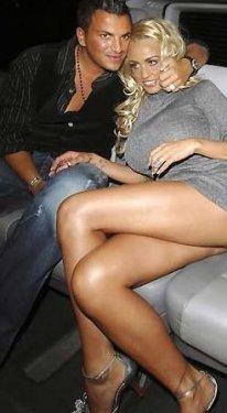 Dikkat mini etek var