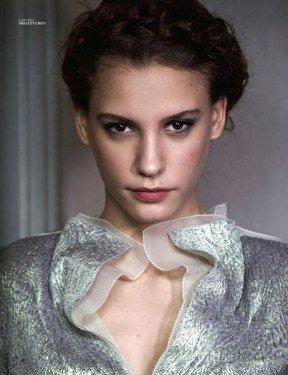 Serenay Sarıkaya'dan seksi pozlar