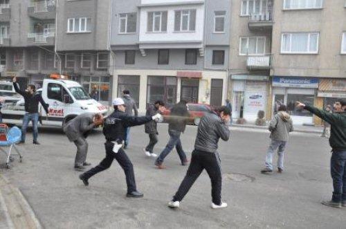 Şerzan Kurt duruşması öncesi kavga - Resim 20