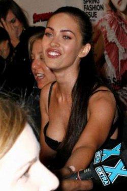 Dikkat mini etek var