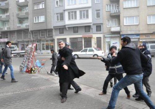 Şerzan Kurt duruşması öncesi kavga - Resim 8