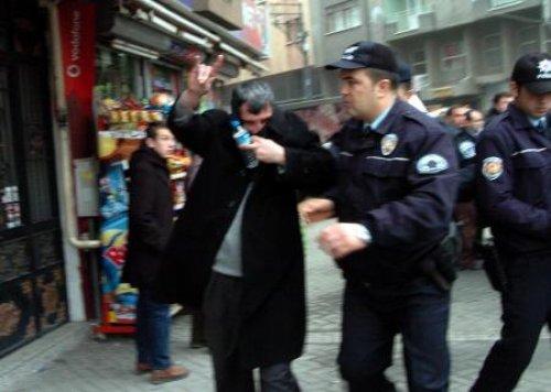 Şerzan Kurt duruşması öncesi kavga - Resim 25