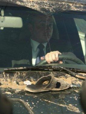 Fransız Bakan'a Gazze'de saldırı - Resim 3