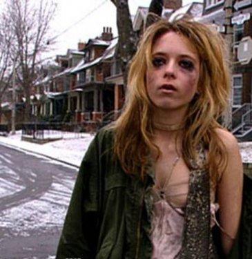 Sansürlenen dizi Skins - Resim 5