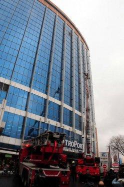 İstanbul'da hastane yangını - Resim 6
