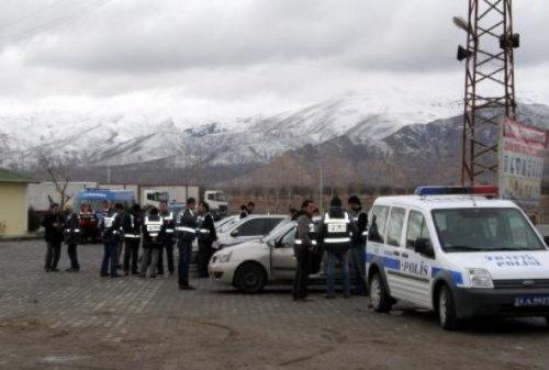 Öğrenciler karayolunu kapattı - Resim 2