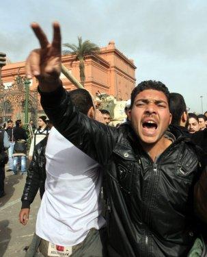 Mısır sokakları alev alev