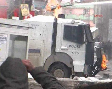 Yüksekova'da gösteri - Resim 15