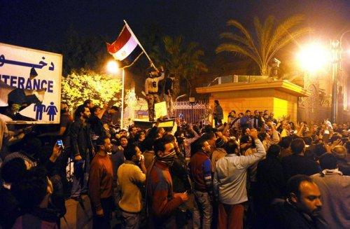 Mısır sokakları alev alev