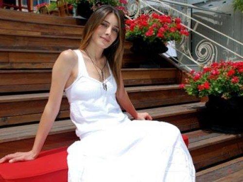 Nur Aysan - Resim 2