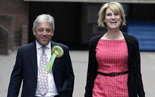 İngiltere bu çarşaflı fotoğrafları konuşuyor