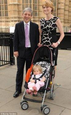 İngiltere bu çarşaflı fotoğrafları konuşuyor