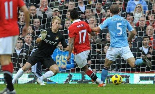 Rooney'den müthiş rövaşata