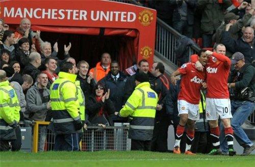 Rooney'den müthiş rövaşata