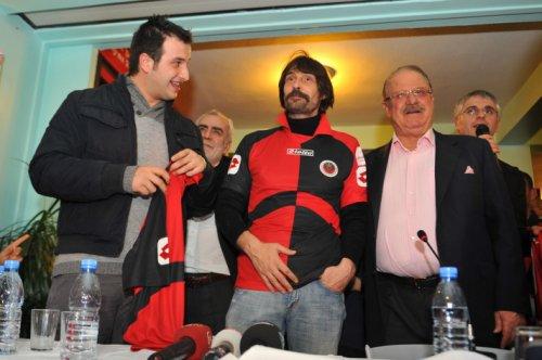 Behzat Ç Gençlerbirliği'nde