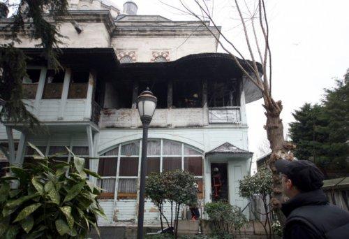 Tarihi Beyazıt Camii'nde yangın - Resim 15