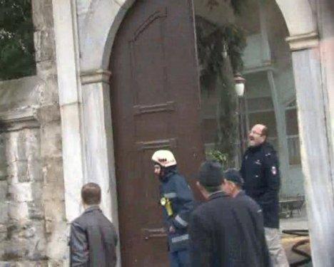 Tarihi Beyazıt Camii'nde yangın - Resim 5