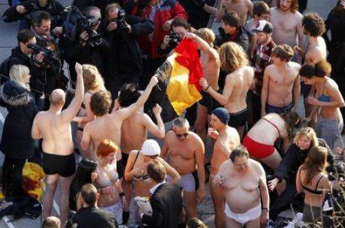 Belçika'da çıplak protesto  - Resim 7