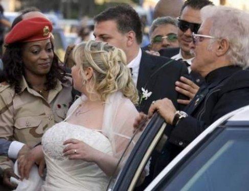 Kaddafi'nin bakire korumaları