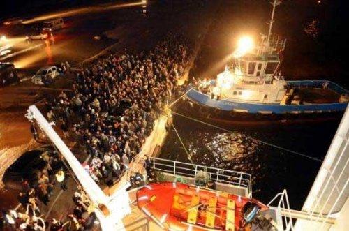 Libya'daki Türkler böyle döndü - Resim 5