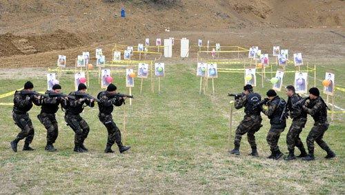Özel Harekat Polisleri nefes kesti - Resim 4