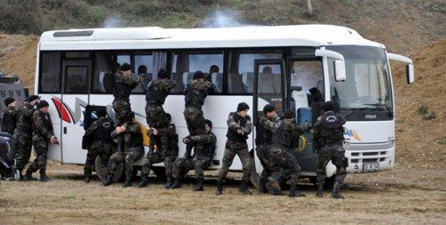 Özel Harekat Polisleri nefes kesti - Resim 5