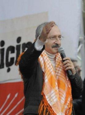 Kılıçdaroğlu kalabalıktan zor kurtuldu - Resim 25