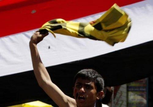 Yemen'liler isyanın ilk 11'ini çıkardı - Resim 13