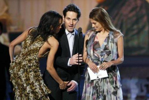 Rosario Dawson ve Paul Rudd