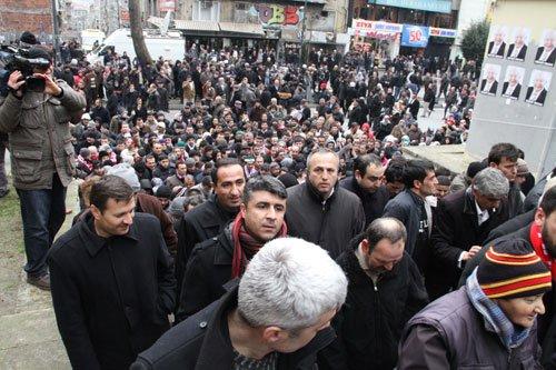 Erbakan'ın naaşı İstanbul'da - Resim 31