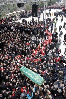 Erbakan'ın naaşı İstanbul'da - Resim 22