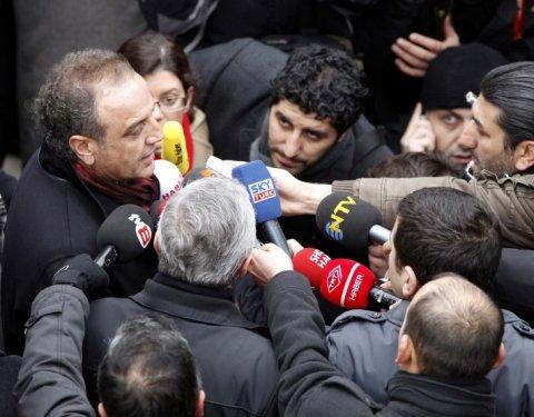 Erbakan'ın naaşı İstanbul'da - Resim 113