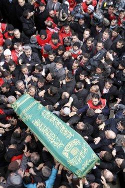Erbakan'ın naaşı İstanbul'da - Resim 21