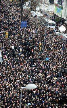 Erbakan'ın naaşı İstanbul'da - Resim 66