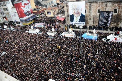 Erbakan'ın naaşı İstanbul'da - Resim 70
