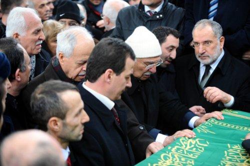 Erbakan'ın naaşı İstanbul'da - Resim 25