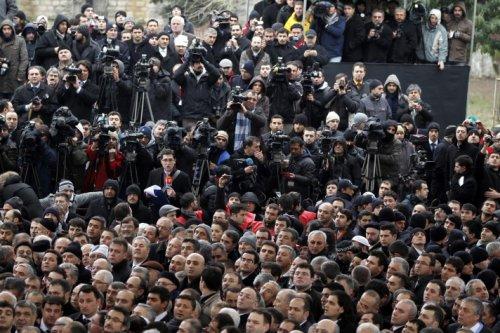 Erbakan'ın naaşı İstanbul'da - Resim 110