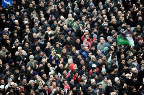 Erbakan'ın naaşı İstanbul'da - Resim 74