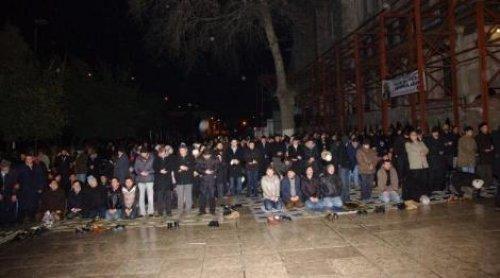Fatih Camii'nde Erbakan'ın cenazesine hazırlık - Resim 5