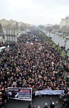 Erbakan'ın naaşı İstanbul'da - Resim 108