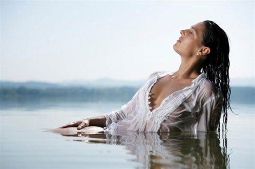 Carmen Schaefer'den çıplak pozlar