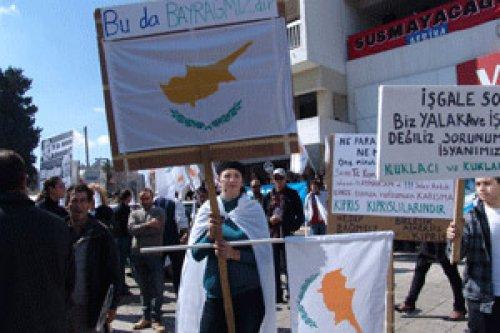 KKTC'deki besleme tepkisi mitingden kareler - Resim 11