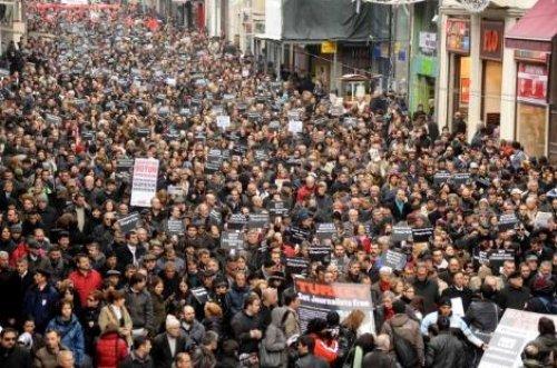 Gazetecilerin Ergenekon eylemi - Resim 10