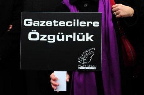 Gazetecilerin Ergenekon eylemi - Resim 17