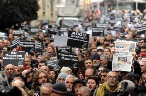 Gazetecilerin Ergenekon eylemi - Resim 5
