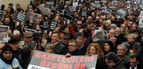 Gazetecilerin Ergenekon eylemi - Resim 6