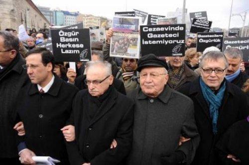 Gazetecilerin Ergenekon eylemi - Resim 2