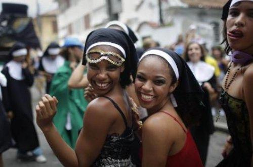 Rio Karnavalı başladı - Resim 24
